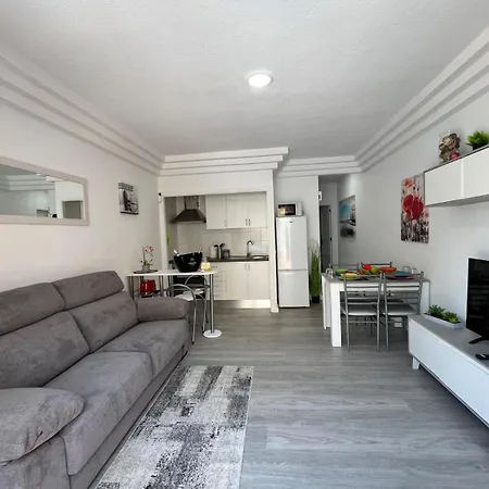 Oasis House - Orlando 85 * Costa Adeje (Tenerife)